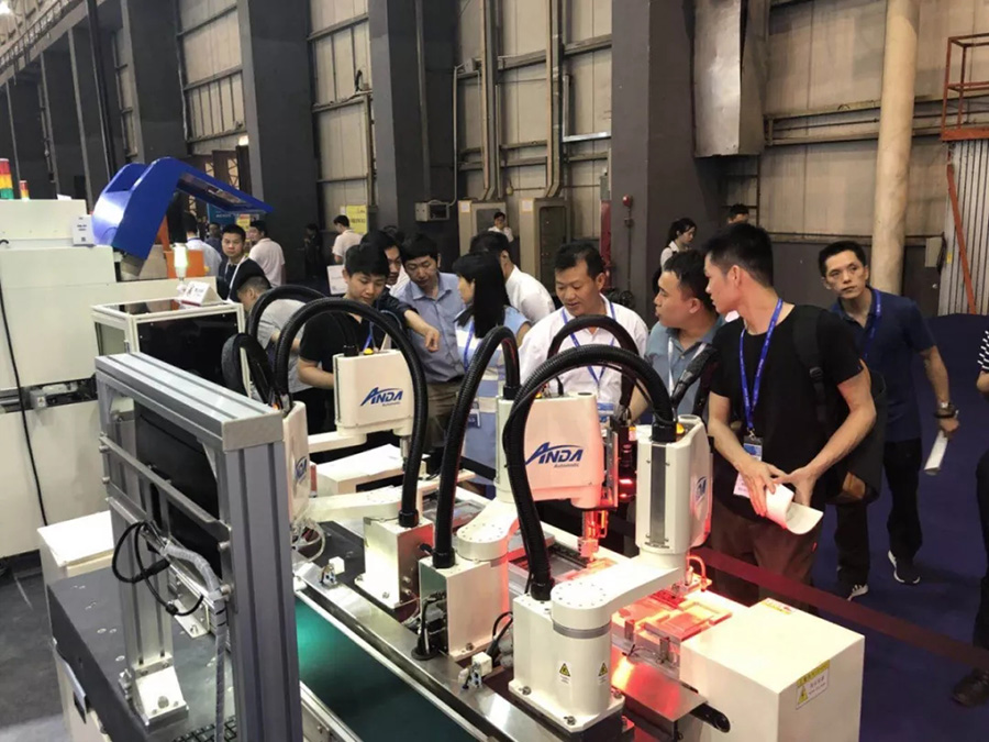 安達堅持自主創新，多部設備首次公開亮相 | 電子制造自動化展報道
