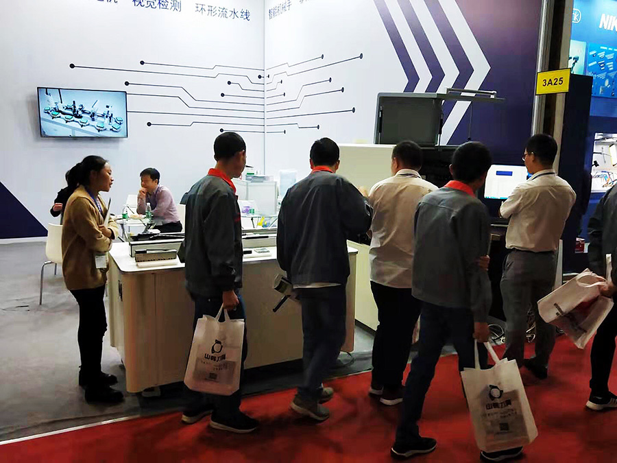 實時 | 安達(dá)新機(jī)亮相2019大灣區(qū)工業(yè)博覽會